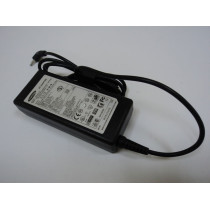 Блок питания (зарядное устройство) для ноутбука Samsung 19V 3.16A 60W (3.0x1.1mm) КОПИЯ
