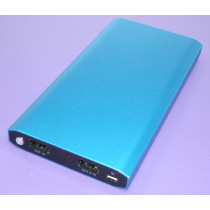 Универсальный внешний аккумулятор Powerbank Racing C1202 12000mAh 5V 2A с цифровым дисплеем